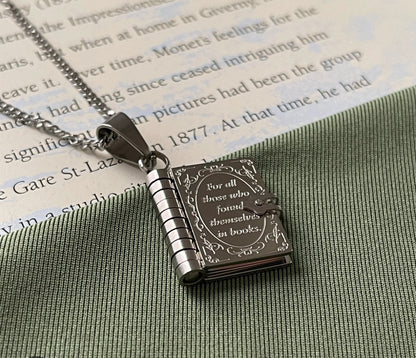 Arlora™ Book Charm